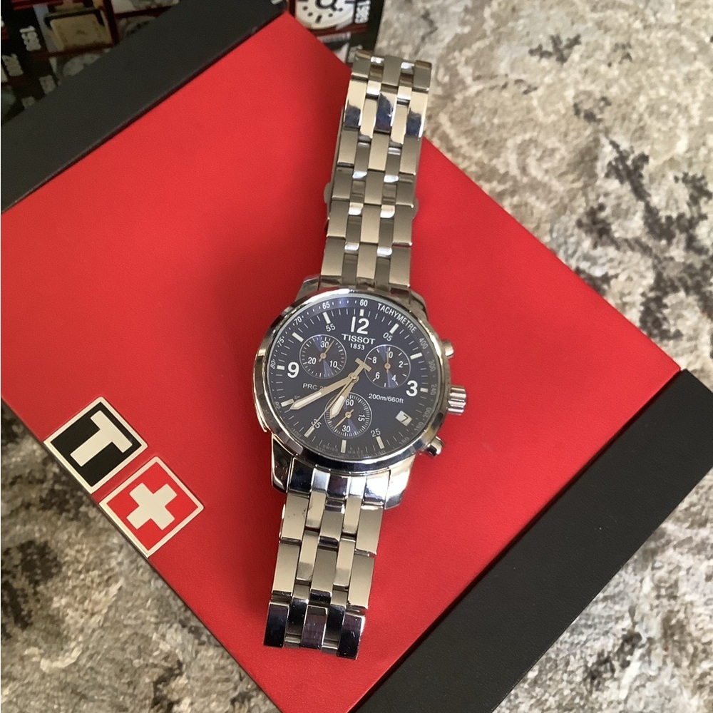Mens TISSOT watch BIG and BEAUTIFUL 💫💫 - Picture 15 of 15